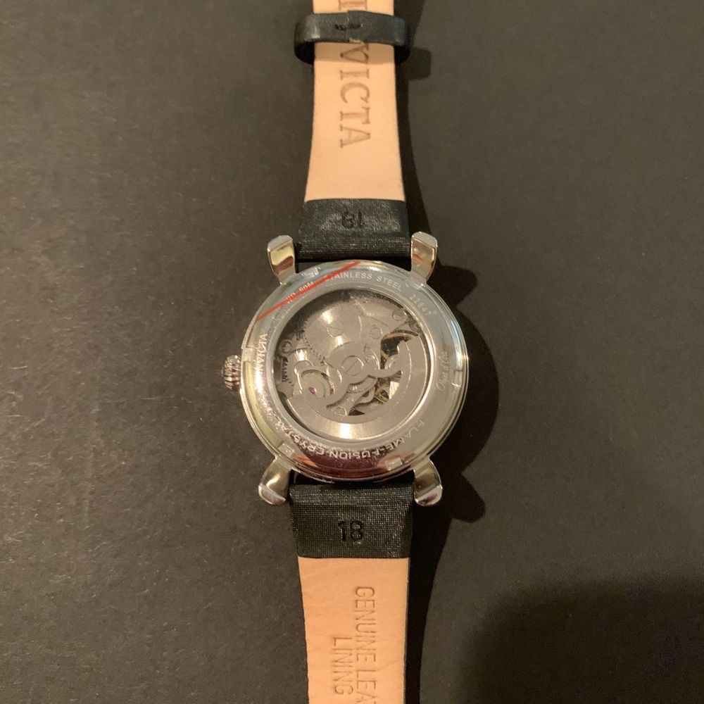 Watch - Picture 3 of 7
